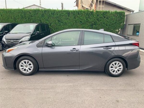 Ref:AUX-20093976 TOYOTA PRIUS 2020 - Image 3
