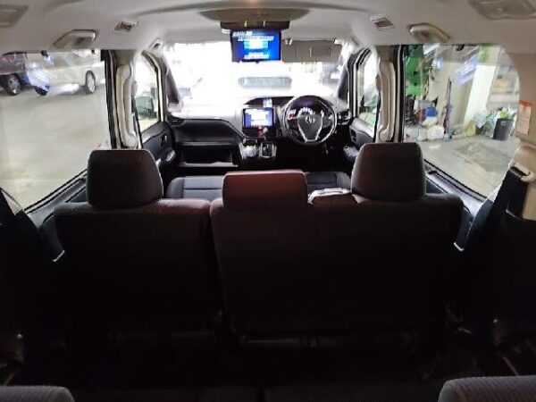 Ref:AUX-20093991 TOYOTA NOAH 2016 - Image 3