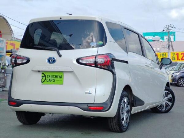 Ref:AUX-20093992 TOYOTA SIENTA 2021 - Image 2