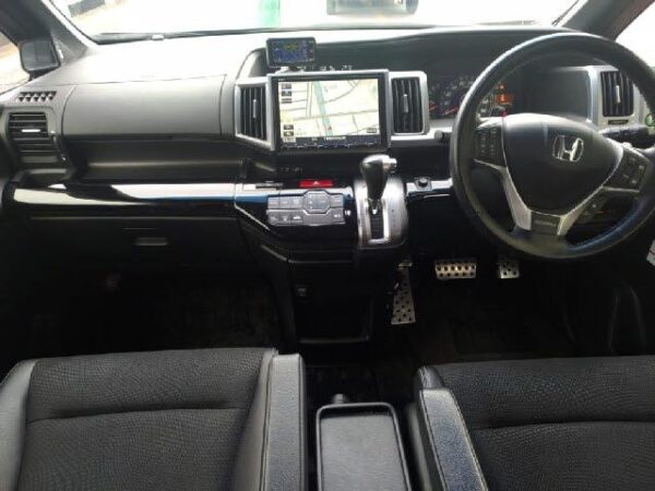 Ref:AUX-20093999 HONDA STEPWAGON 2013 - Image 3