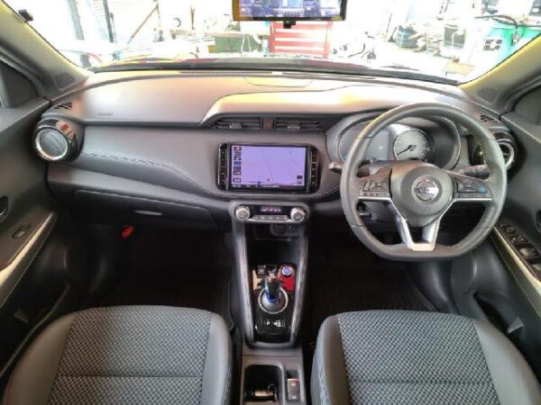 Ref:AUX-20094001 NISSAN KIX 1990 - Image 3