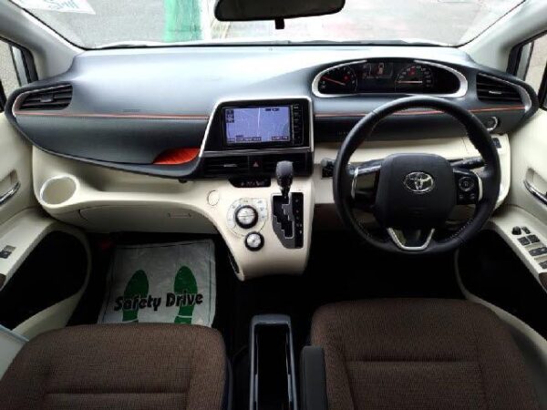 Ref:AUX-20094018 TOYOTA SIENTA 2016 - Image 3