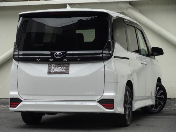 Ref:AUX-20094069 TOYOTA VOXY 2022 - Image 2