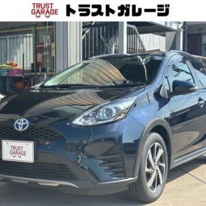 2018 Toyota Aqua blue hybrid used car Japan export