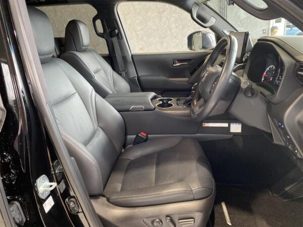 Ref:AUX-20101218 TOYOTA LAND CRUISER 2021 - Image 13