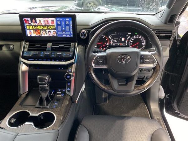 Ref:AUX-20101218 TOYOTA LAND CRUISER 2021 - Image 15