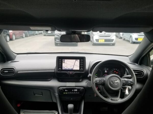 Ref:AUX-20101247 TOYOTA YARIS 2020 - Image 2