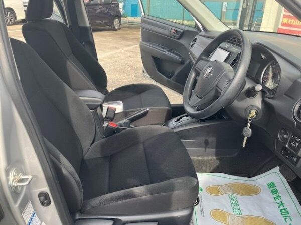 Ref:AUX-20101251 TOYOTA COROLLA AXIO 2018 - Image 8