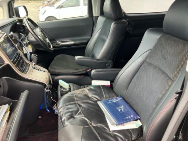 Ref:AUX-20102428 TOYOTA VELLFIRE 2014 - Image 11