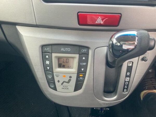 Ref:AUX-20105060 DAIHATSU MOVE 2012 - Image 10