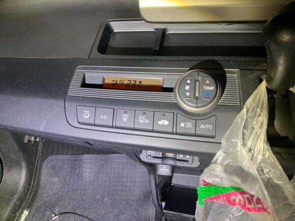 Ref:AUX-20105325 HONDA FREED SPIKE HYBRID 2012 - Image 20
