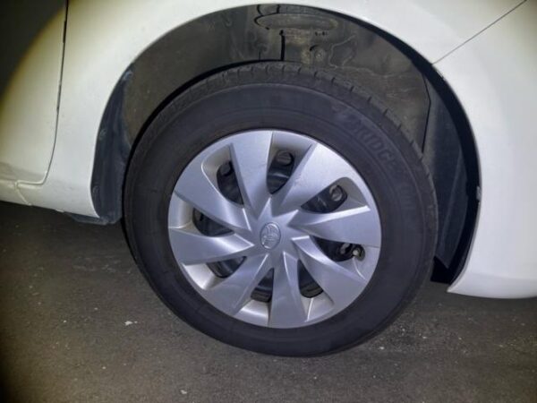 Ref:AUX-20105378 TOYOTA VITZ 2017 - Image 4