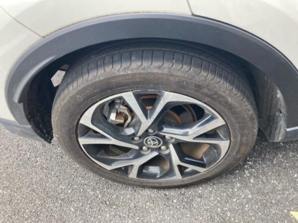 Ref:AUX-20105391 TOYOTA C-HR 2019 - Image 5
