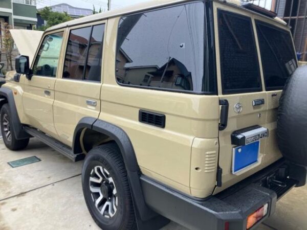 Ref:AUX-20105404 TOYOTA LAND CRUISER 70 2025 - Image 13