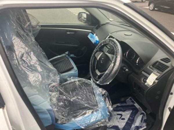Ref:AUX-20105687 SUZUKI SWIFT 2012 - Image 12