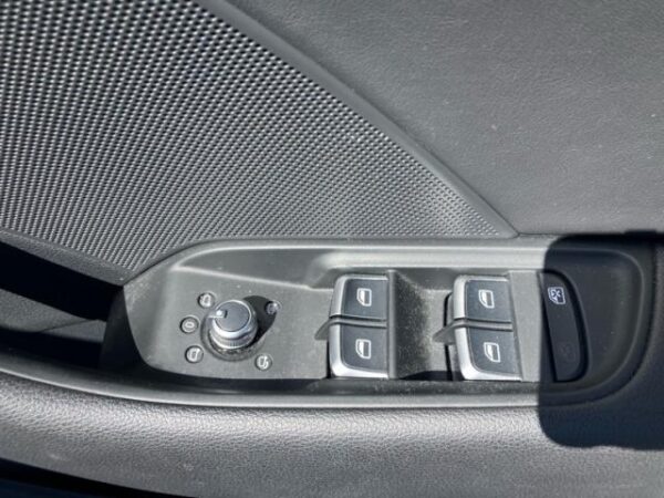 Ref:AUX-20105753 AUDI A3 SEDAN 2015 - Image 8
