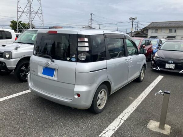 Ref:AUX-20106279 TOYOTA SIENTA 2010 - Image 5