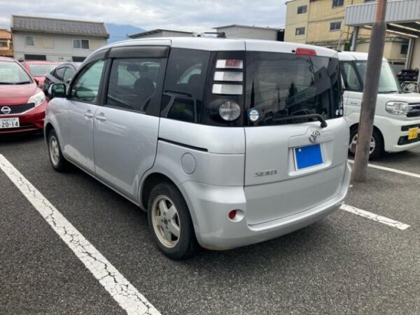 Ref:AUX-20106279 TOYOTA SIENTA 2010 - Image 6