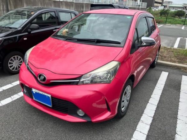 Ref:AUX-20106779 TOYOTA VITZ 2015 - Image 2