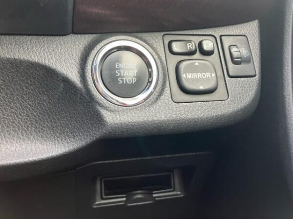 Ref:AUX-20106779 TOYOTA VITZ 2015 - Image 20
