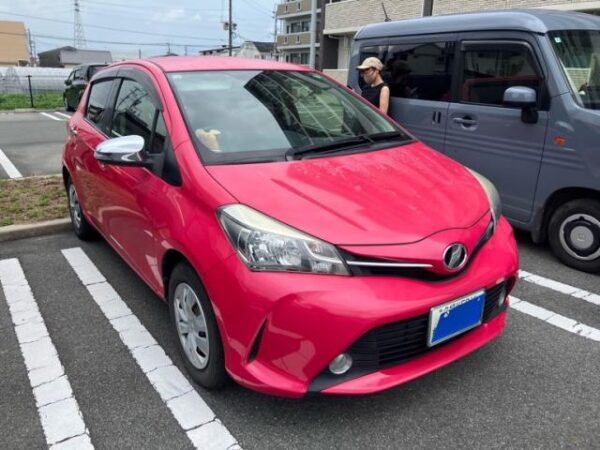 Ref:AUX-20106779 TOYOTA VITZ 2015