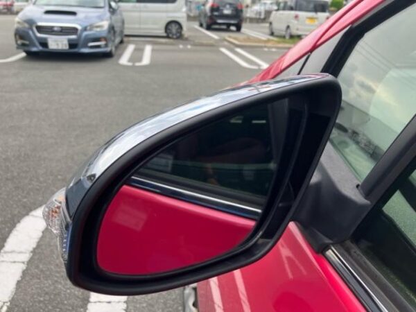 Ref:AUX-20106779 TOYOTA VITZ 2015 - Image 8
