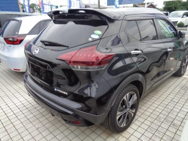 Ref:AUX-20107118 NISSAN KICKS 2021 - Image 2