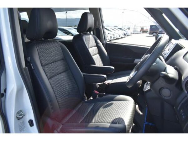 Ref:AUX-20107332 NISSAN SERENA 2021 - Image 18