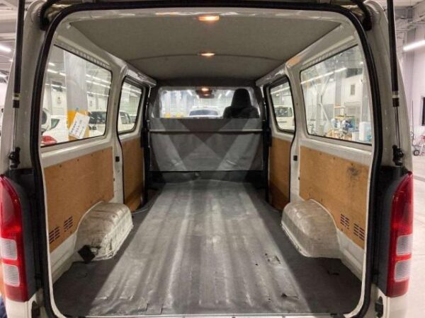Ref:AUX-20107340 TOYOTA HIACE VAN 2018 - Image 3