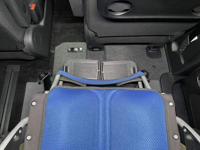 Ref:AUX-20107396 NISSAN SERENA 2013 - Image 11