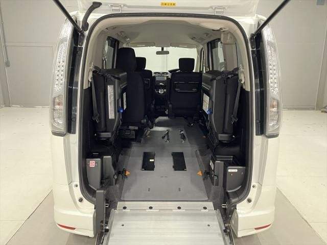 Ref:AUX-20107396 NISSAN SERENA 2013 - Image 14