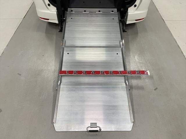 Ref:AUX-20107396 NISSAN SERENA 2013 - Image 5