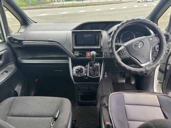 Ref:AUX-20111061 TOYOTA ESQUIRE 2017 - Image 3