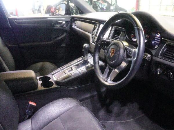 Ref:AUX-20111237 PORSCHE MACAN 2018 - Image 7