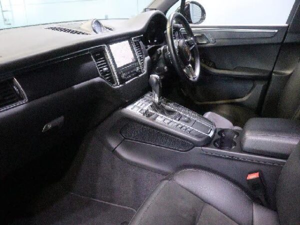 Ref:AUX-20111237 PORSCHE MACAN 2018 - Image 8