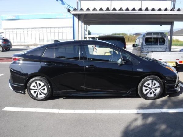 Ref:AUX-20111355 TOYOTA PRIUS 2016 - Image 6
