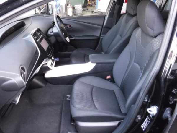 Ref:AUX-20111355 TOYOTA PRIUS 2016 - Image 9