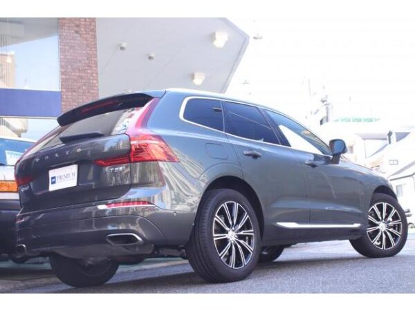 Ref:AUX-20111403 VOLVO XC60 2017 - Image 2