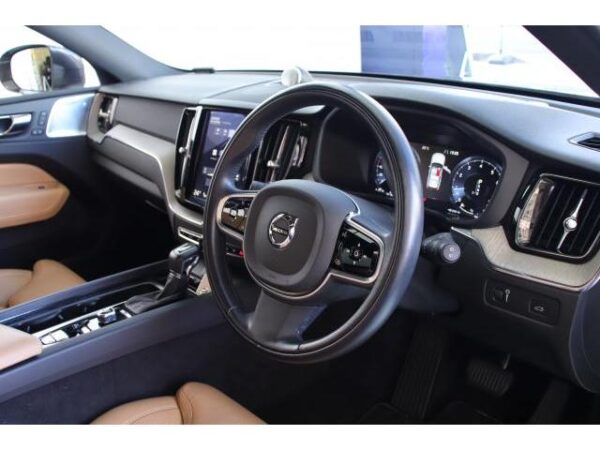 Ref:AUX-20111403 VOLVO XC60 2017 - Image 18