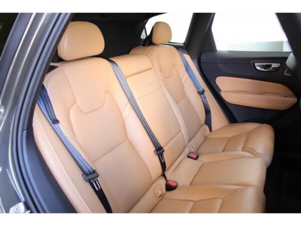 Ref:AUX-20111403 VOLVO XC60 2017 - Image 20