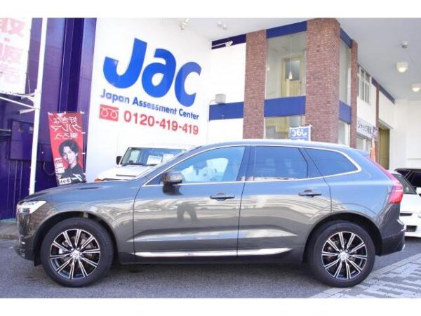 Ref:AUX-20111403 VOLVO XC60 2017 - Image 4