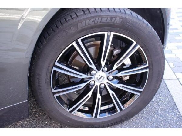 Ref:AUX-20111403 VOLVO XC60 2017 - Image 6