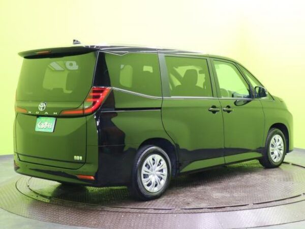 Ref:AUX-20118006 TOYOTA NOAH 2024 - Image 2