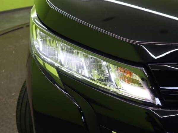 Ref:AUX-20118006 TOYOTA NOAH 2024 - Image 15