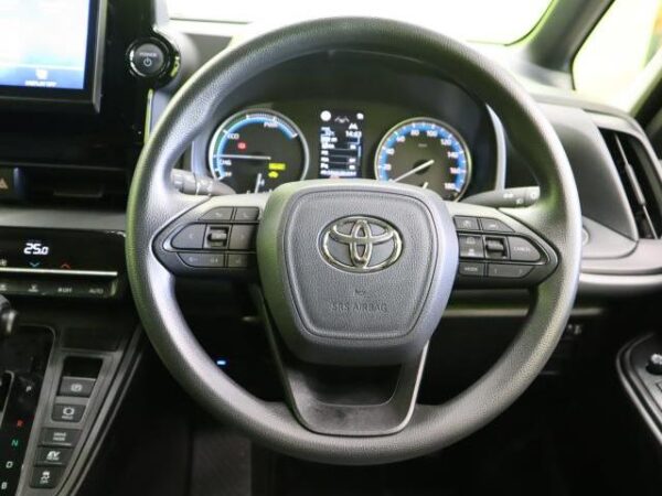 Ref:AUX-20118006 TOYOTA NOAH 2024 - Image 7