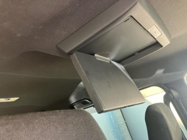 Ref:AUX-20119907 TOYOTA NOAH 2021 - Image 11