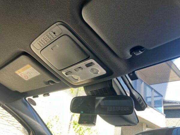 Ref:AUX-20119907 TOYOTA NOAH 2021 - Image 12