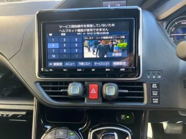 Ref:AUX-20119907 TOYOTA NOAH 2021 - Image 16