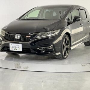 2018 Honda Jade black hybrid used car Japan export