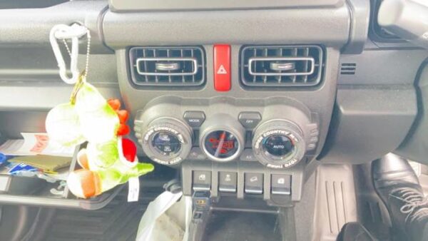 Ref:AUX-20122878 SUZUKI JIMNY 2021 - Image 19